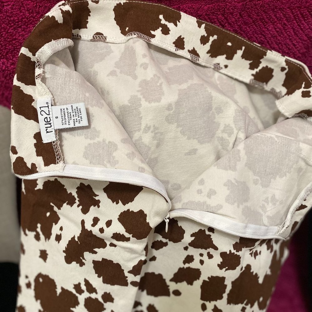 RUE 21  Cow Skirt